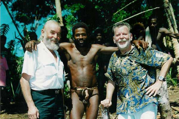 Vanuatu, Auf Pentacost